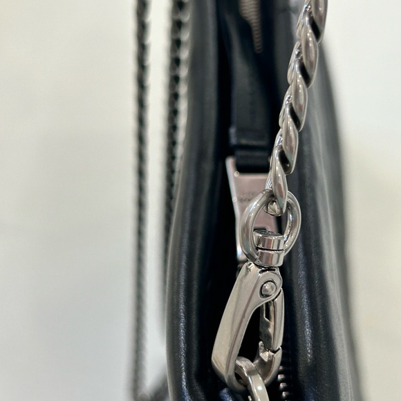 CHEVRON PRADA 2 WAY BAG -LARGE CLUTCH / CROSSBODY - Picture 10 of 16